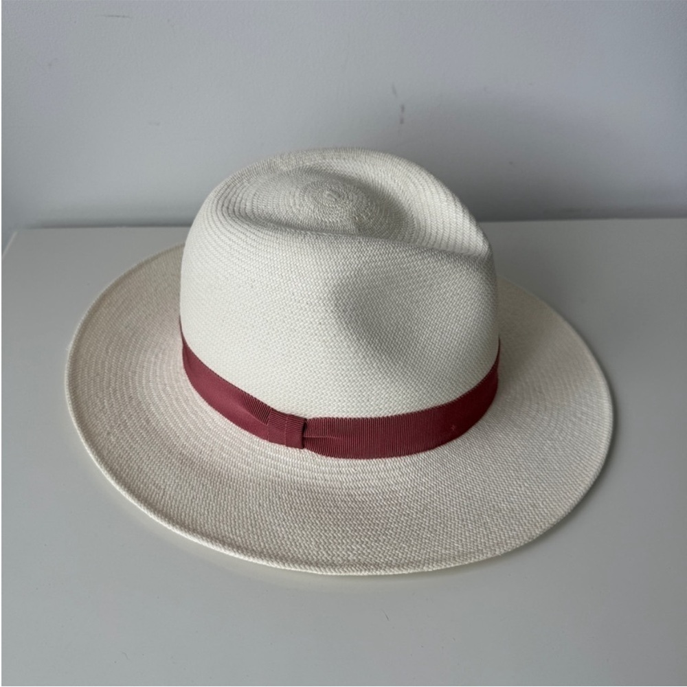NWOT Classic Helen Kaminski Vitoria Panama Hat Chalk / Gum-blossom, Sydney AUS